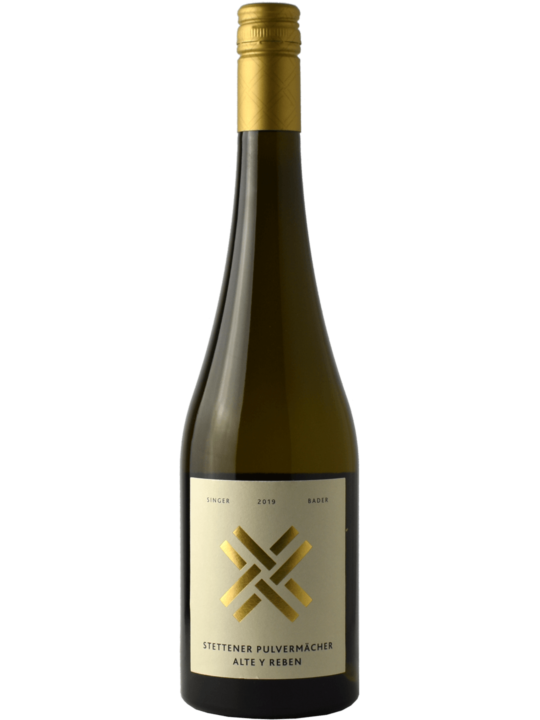 Produktfoto - Stettener Pulvermächer Riesling alte Y Reben trocken 2021 aus der Linie Lagenwein von Singer x Bader aus Korb, Stetten